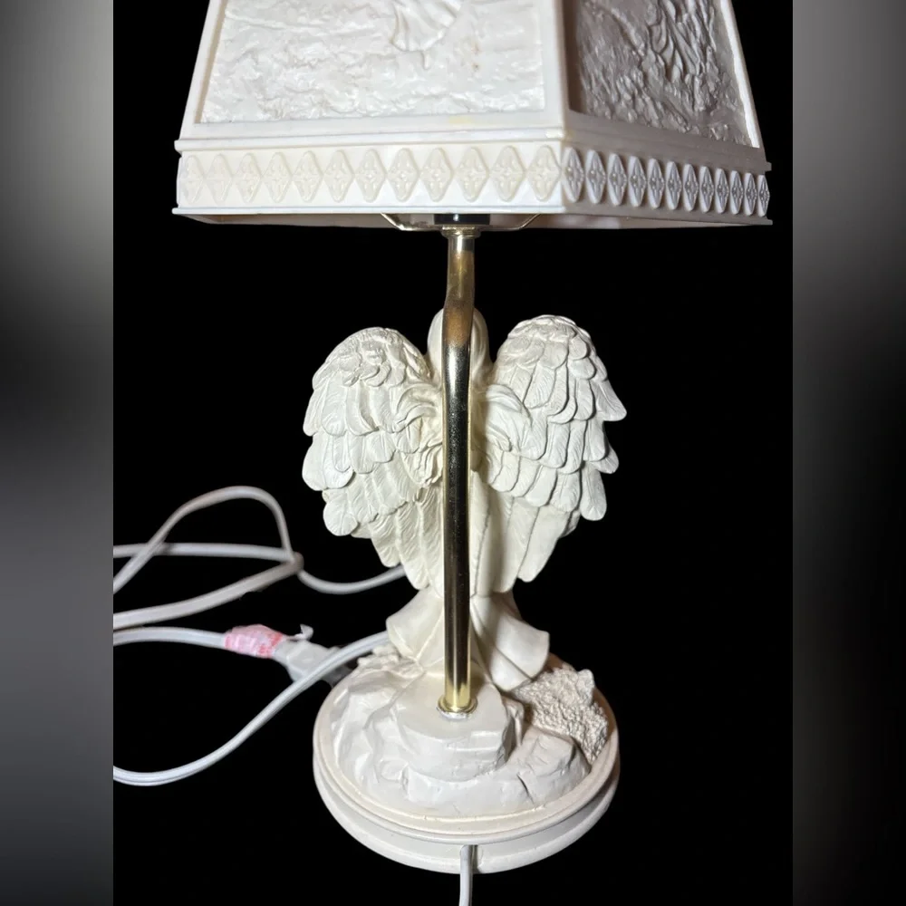 Vintage Angel Table Lamp Cream White Relief Shade Cherub Base Cottage Decor